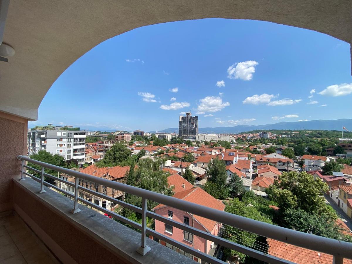 S Apartment Skopje Eksteriør billede